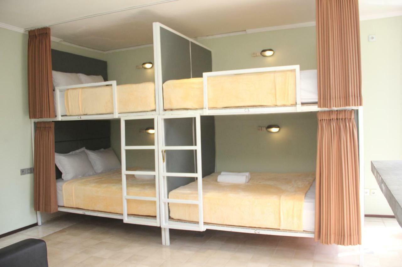 Ala Hostel Seminyak Eksteriør billede